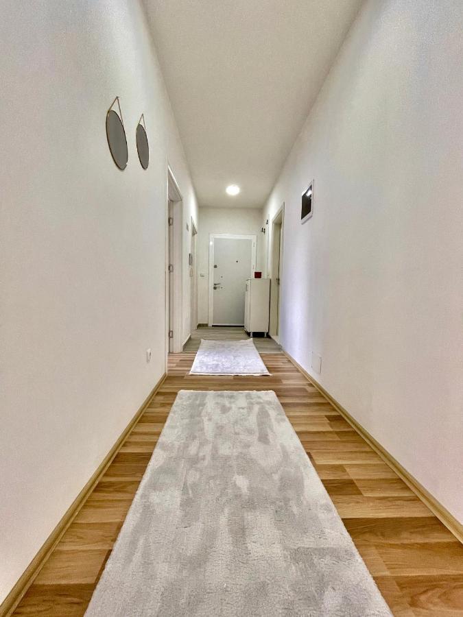 פרישטינה Entire Apartment - Near The Center מראה חיצוני תמונה